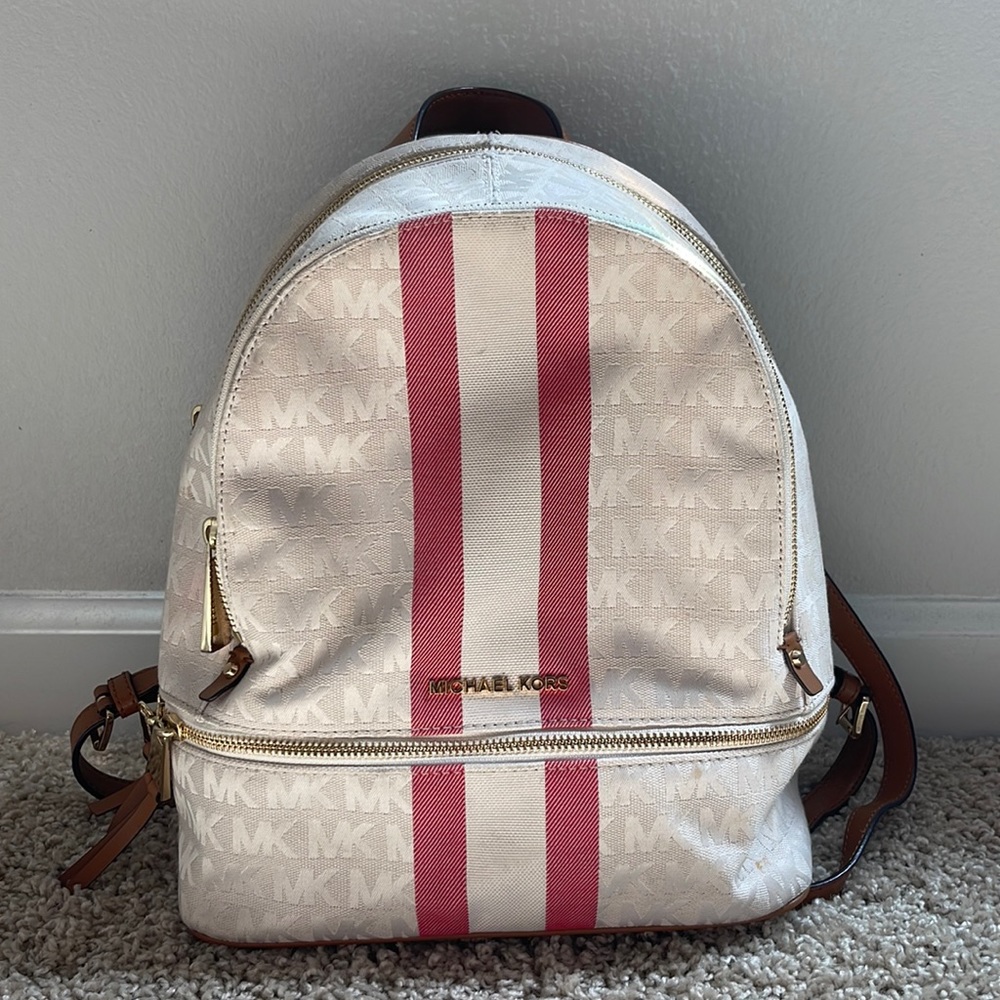 Michael kors back pack